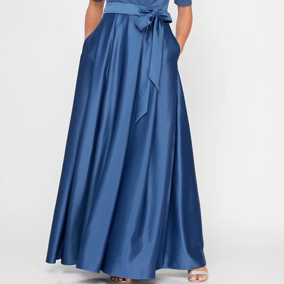 Alex Evenings Wedgewood Satin Petite Surplice Neckline Ballgown/NWT/14P - Picture 2 of 15